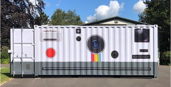 这个能拍照的集装箱有点酷！